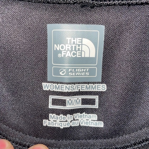 The North Face 1/2 zip, Flight series • Women’s Medium - Picture 5 of 8
